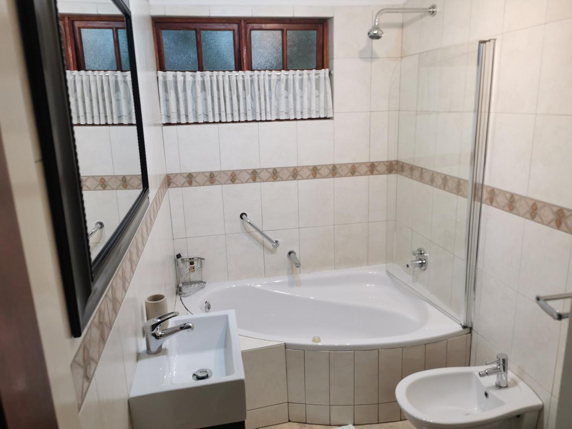 Villa Stella Guest House Эденвейл Экстерьер фото