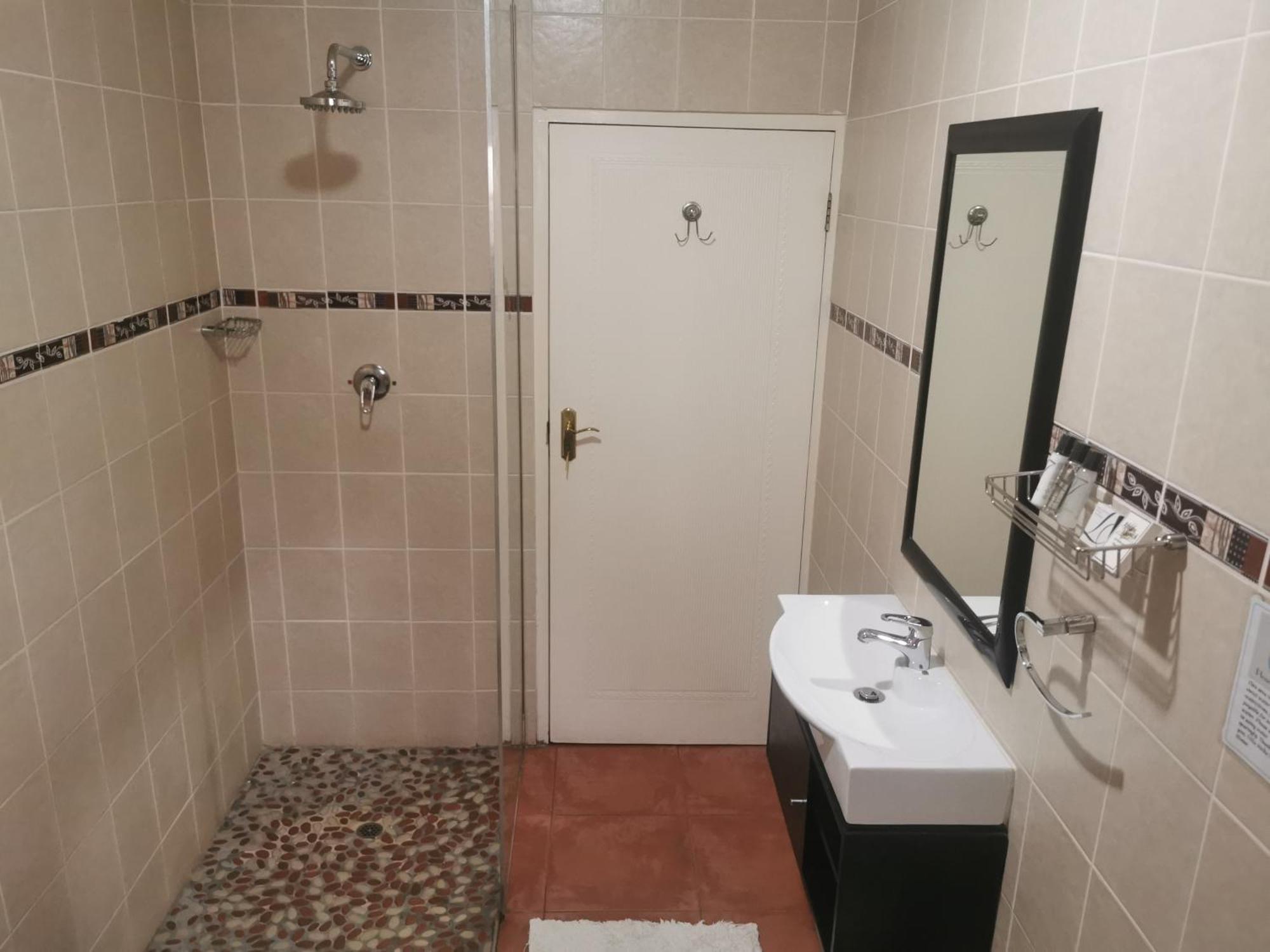 Villa Stella Guest House Эденвейл Экстерьер фото